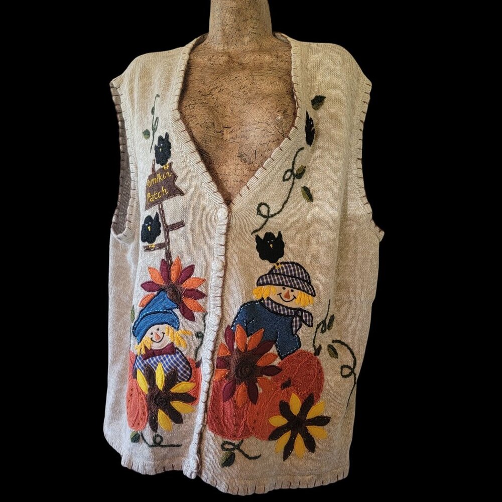 Vintage Pumpkin Patch-Themed Knit Sweater Vest W/ Scarecrow & Floral Appliqué
